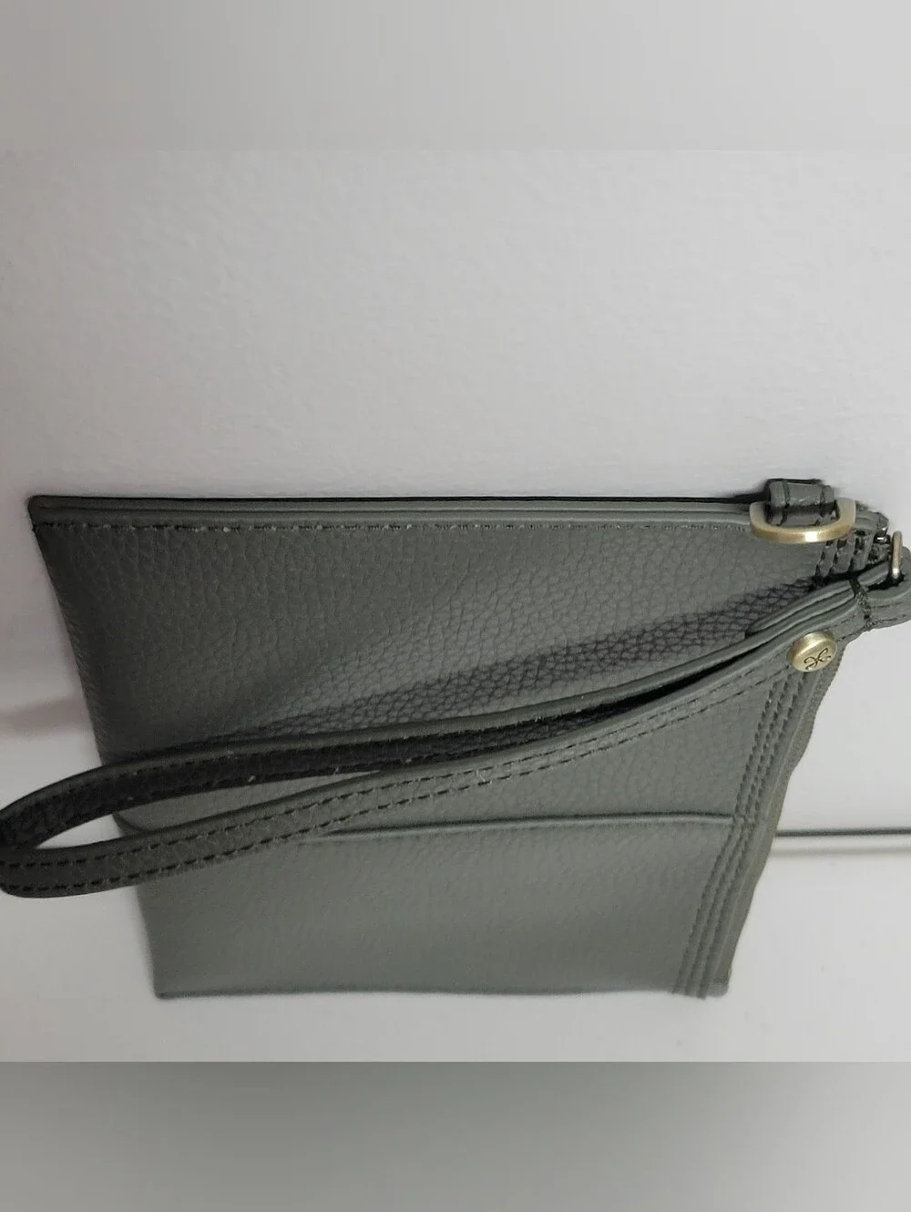 Hobo NWOT Vida Small Pouch Micro Pebbed Leather Wristlet.
